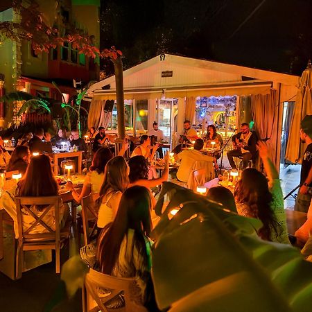 Banana Alacati Food & Stay - Adults Only Eksteriør billede